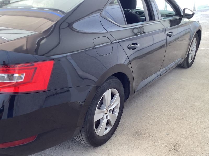 car Skoda Superb id74996 photo #4