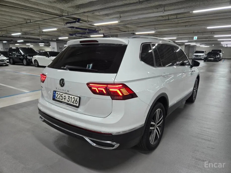 car Volkswagen Tiguan id75145 photo #2