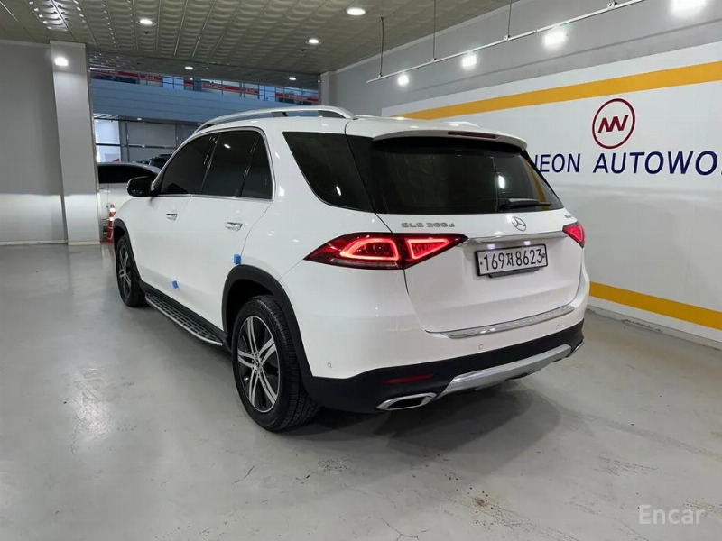 car Mercedes Benz GLE id75162 photo #3