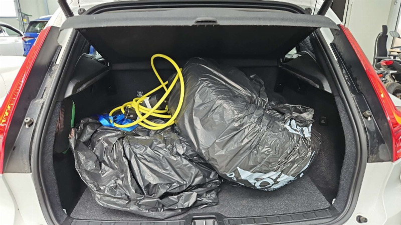car Volvo XC40 id75257 photo #12