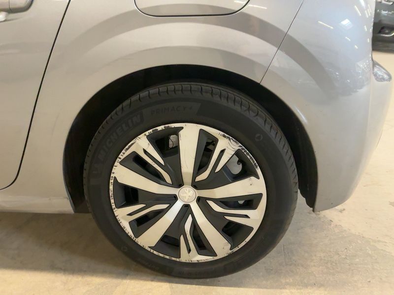 car Peugeot 208 id75281 photo #9