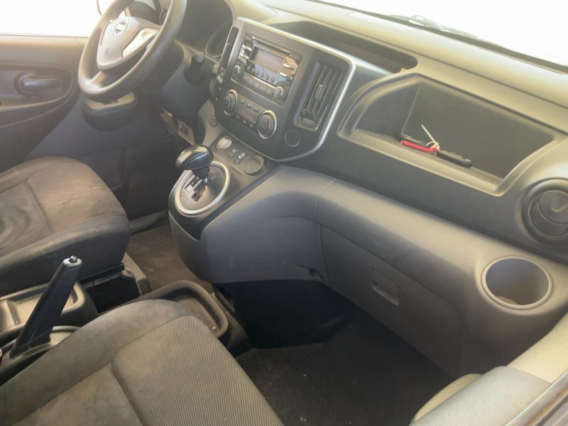 car Nissan NV200 id75295 photo #16