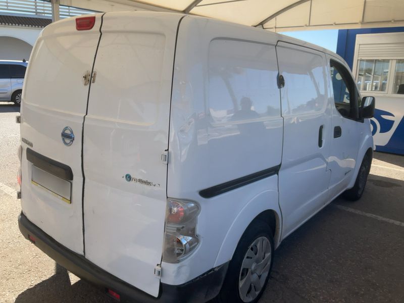 car Nissan NV200 id75295 photo #4