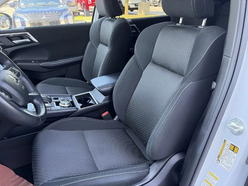 car Mitsubishi Outlander id75498 photo #18