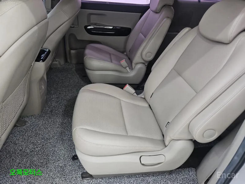 car KIA Carnival id75615 photo #10