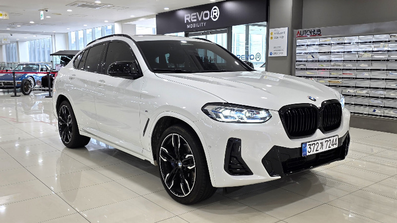 car BMW X4 id75643 main photo