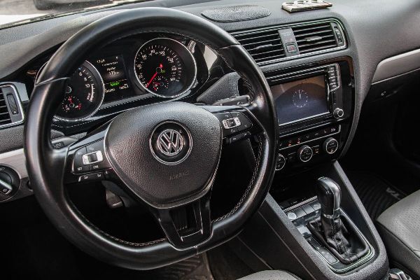 car Volkswagen Jetta id75680 photo #9