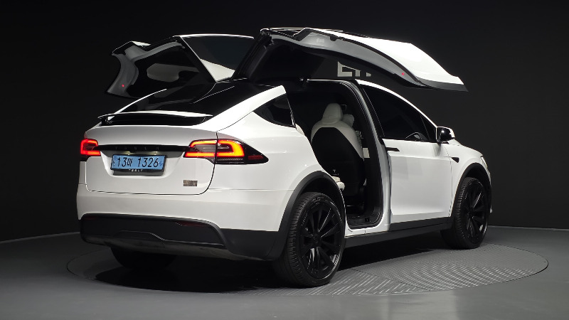 car Tesla Model X id75762 photo #2