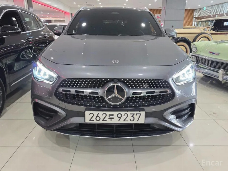 car Mercedes Benz GLA id75778 photo #3