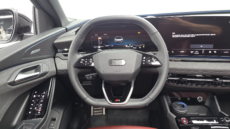 car Audi SQ6 e-tron id76014 photo #12