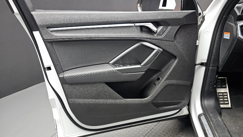 car Audi Q3 id76016 photo #24
