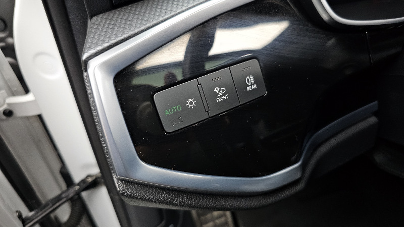 car Audi Q3 id76016 photo #28