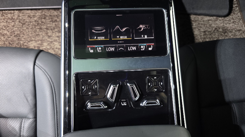 car Audi A8 id76018 photo #17