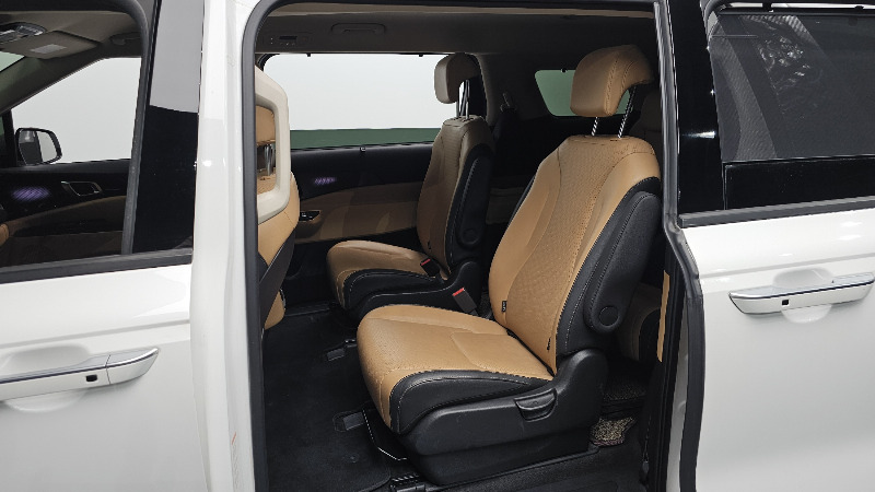 car KIA Carnival id76053 photo #12