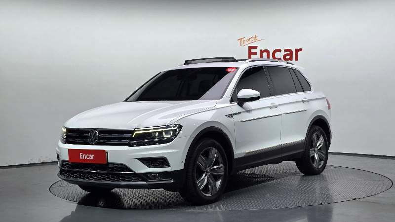 car Volkswagen Tiguan id76122 main photo
