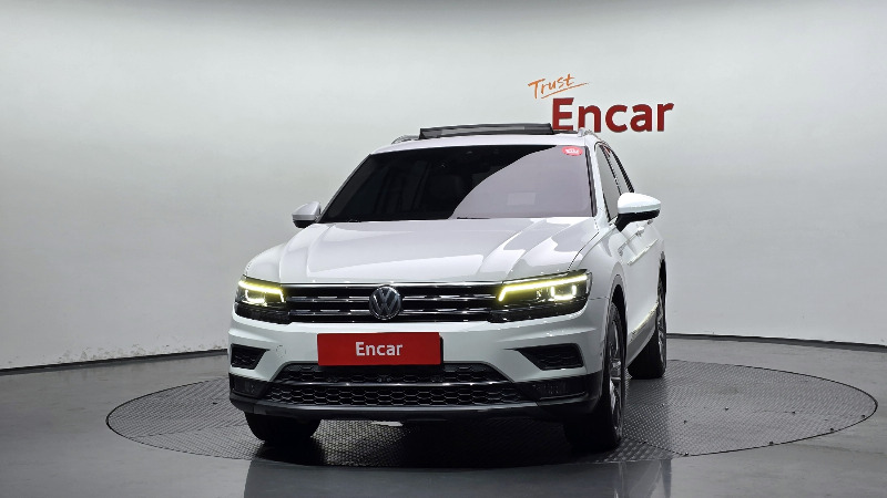car Volkswagen Tiguan id76122 photo #3