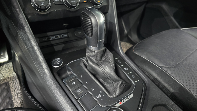 car Volkswagen Tiguan id76122 photo #9