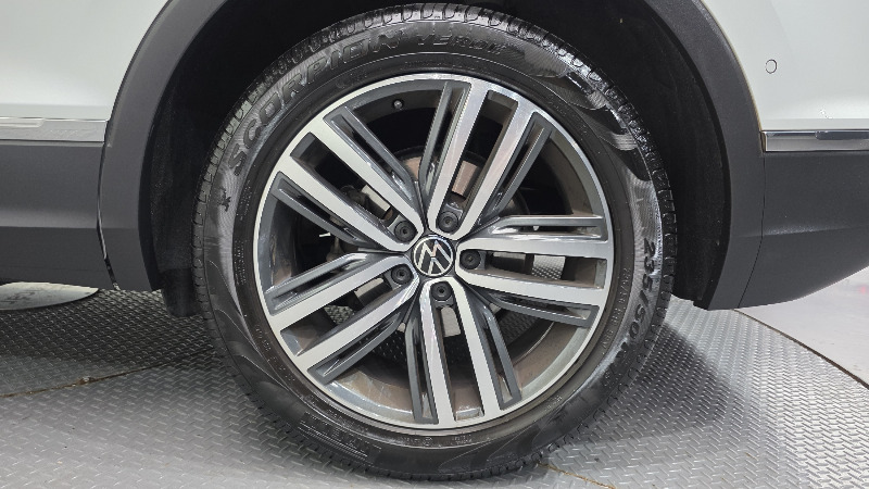 car Volkswagen Tiguan id76124 photo #21