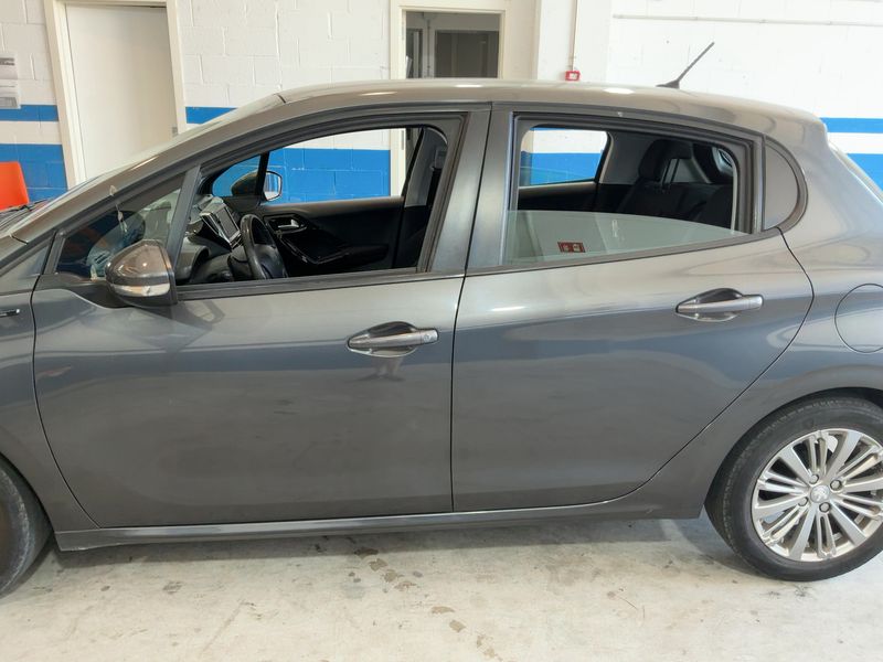 car Peugeot 208 id76157 photo #8