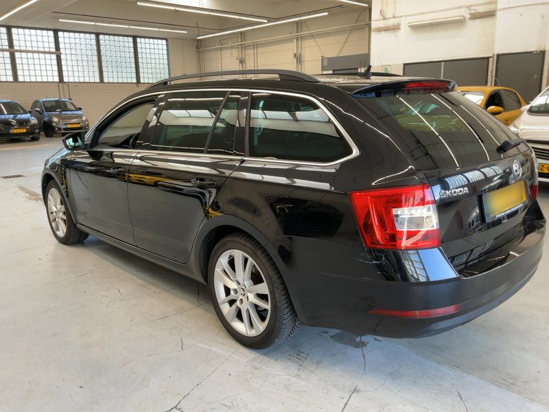 car Skoda Octavia id76210 photo #2