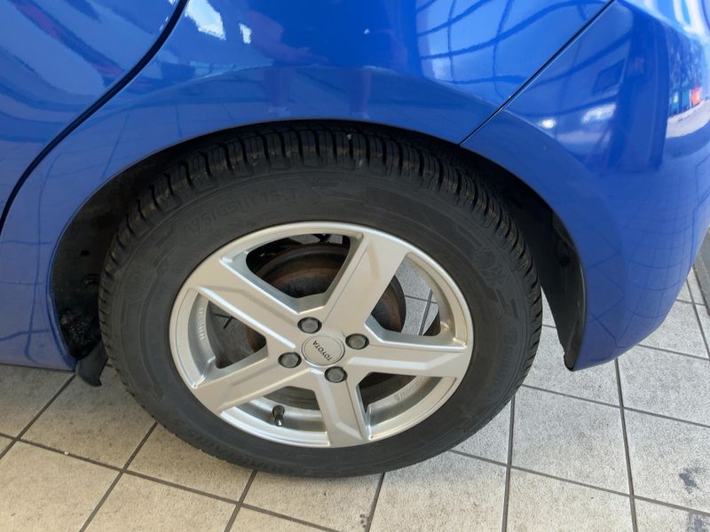 car Toyota Yaris id76340 photo #9