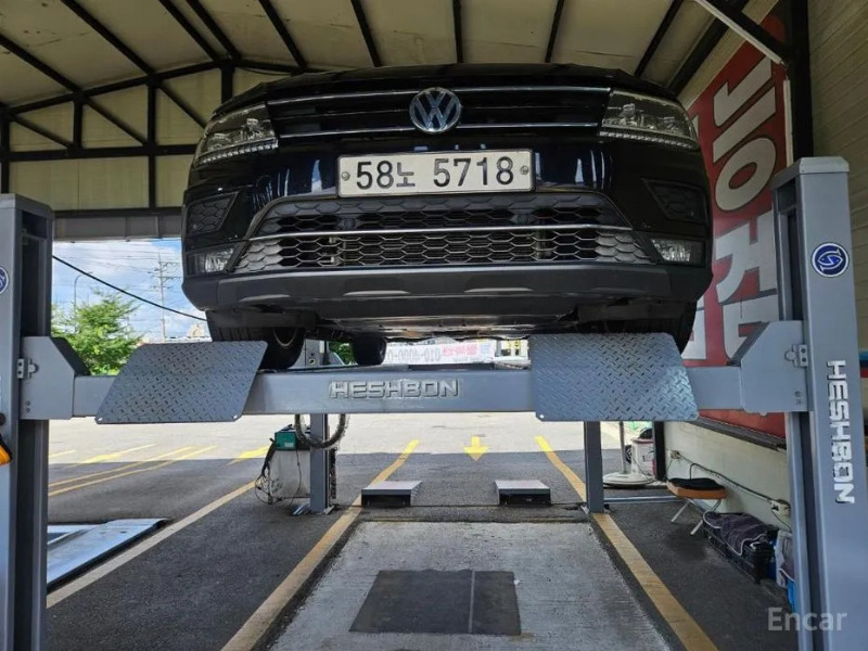 car Volkswagen Tiguan id76351 main photo
