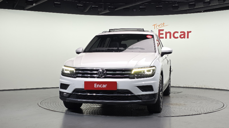 car Volkswagen Tiguan id76353 photo #3