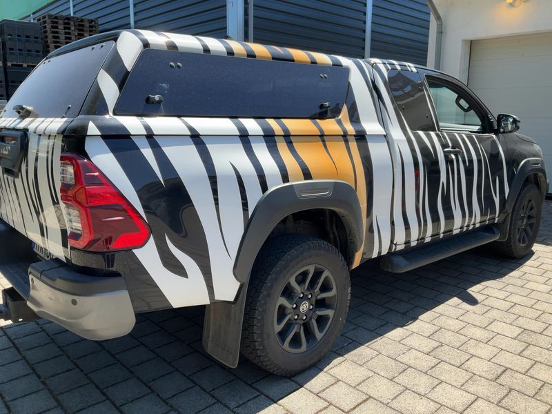 car Toyota Hilux id76362 photo #4