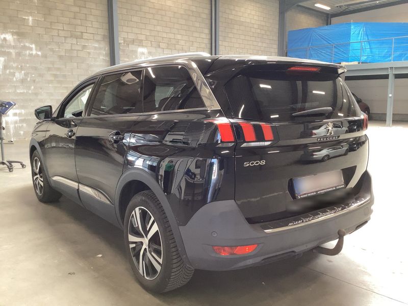 car Peugeot 5008 id76392 photo #2