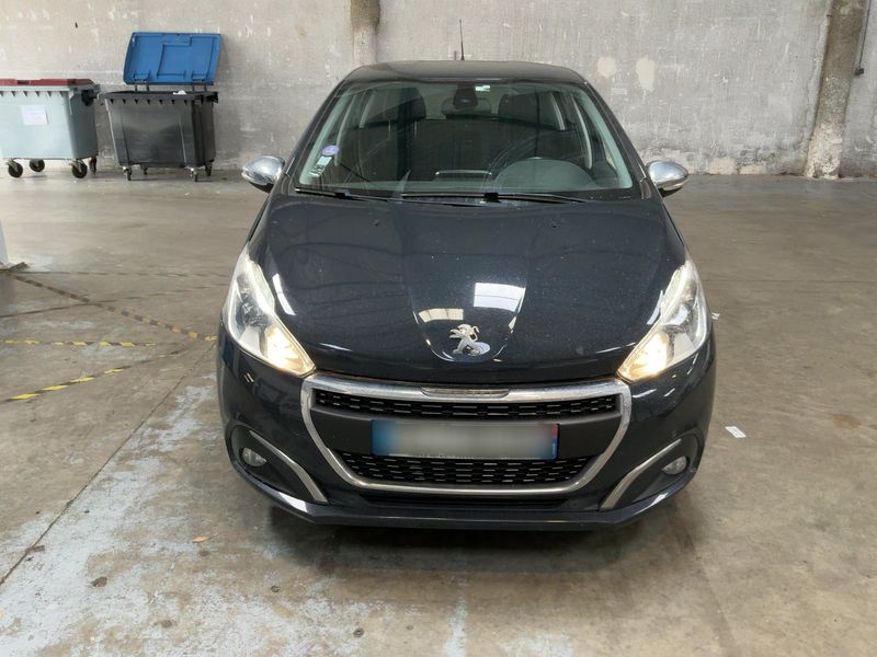 car Peugeot 208 id76401 photo #5