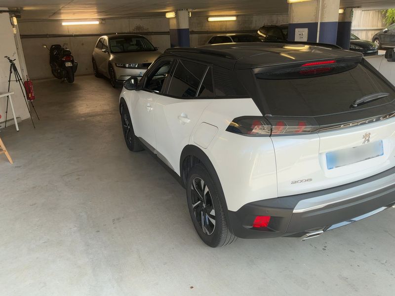 car Peugeot 2008 id76402 photo #2