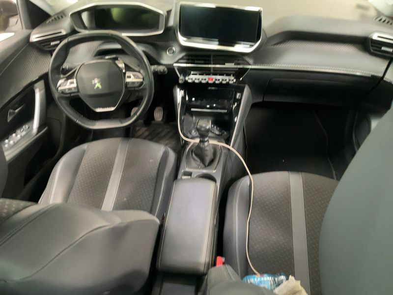 car Peugeot 2008 id76408 photo #17