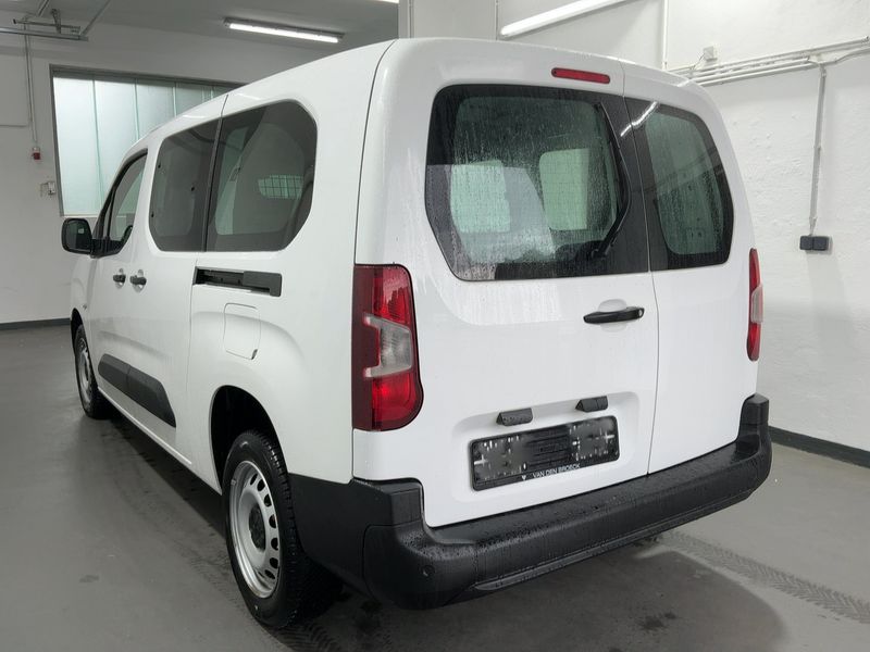 car Peugeot Partner id76412 photo #2