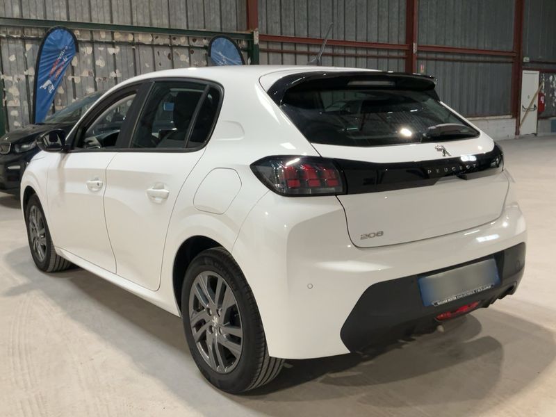 car Peugeot 208 id76414 photo #2