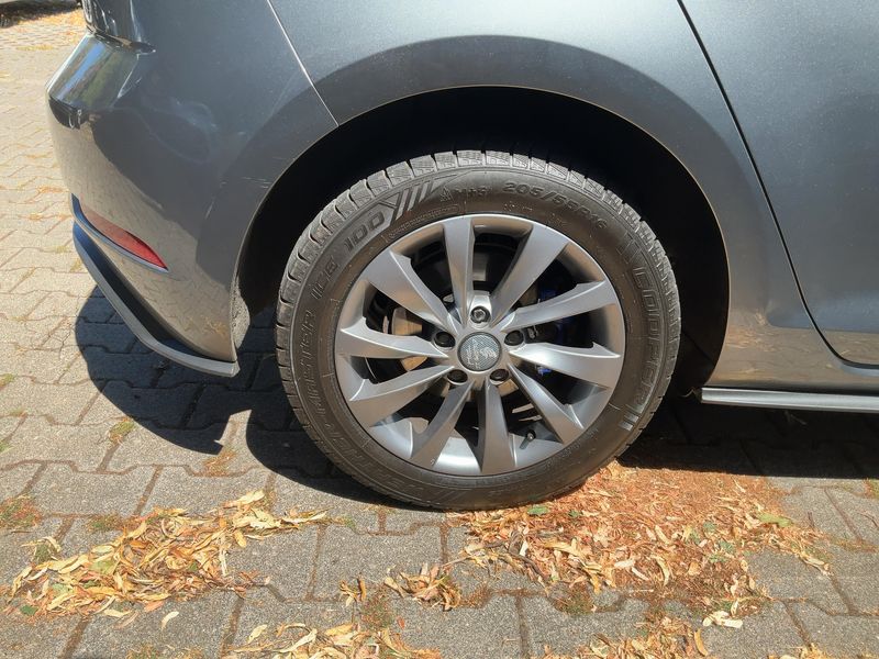 car Volkswagen Golf id76496 photo #10