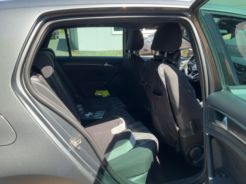 car Volkswagen Golf id76496 photo #19