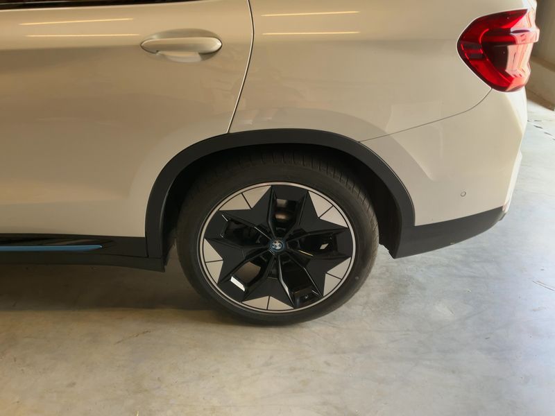 car BMW iX3 id76609 photo #9