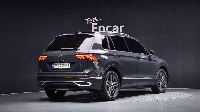 car Volkswagen Tiguan id76757 photo #2