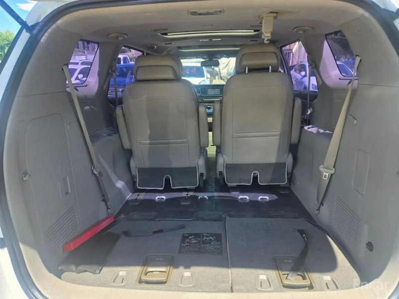 car KIA Carnival id76849 photo #11