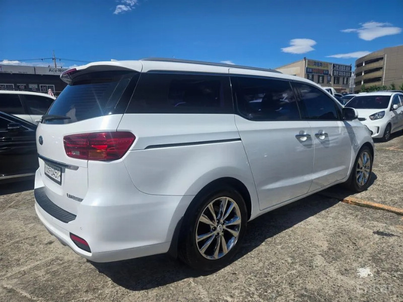 car KIA Carnival id76849 photo #6