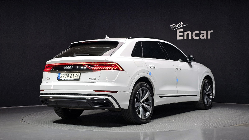 car Audi Q8 id76907 photo #2