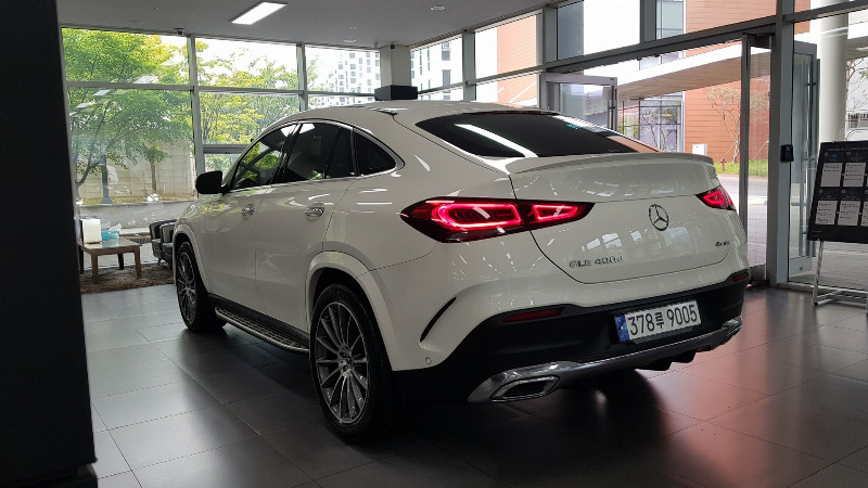 car Mercedes Benz GLE id77004 photo #2