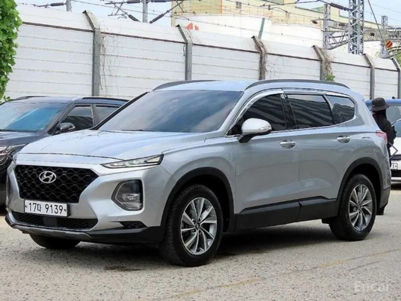 car Hyundai Santa FE id77071 main photo