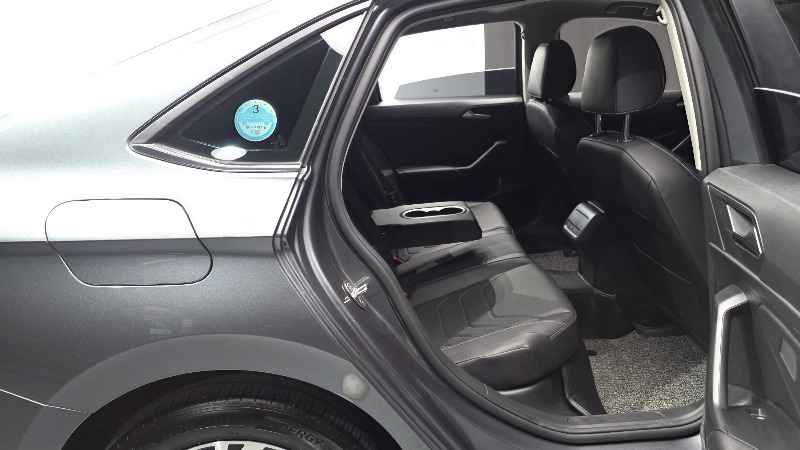 car Volkswagen Jetta id77076 photo #11