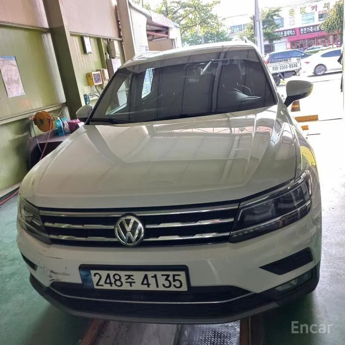car Volkswagen Tiguan id77080 main photo