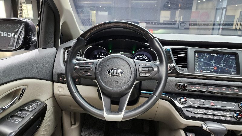 car KIA Carnival id77085 photo #14