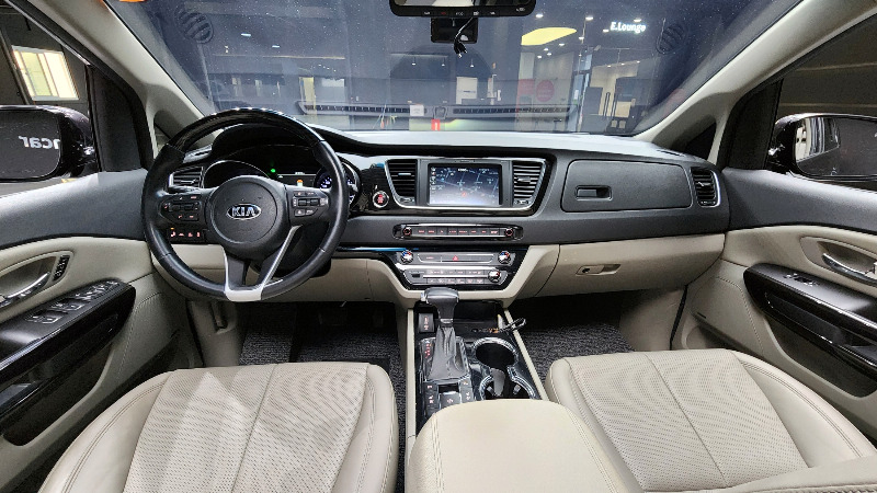 car KIA Carnival id77085 photo #7