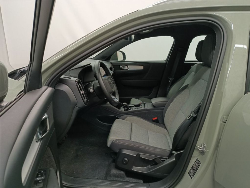 car Volvo XC40 id77215 photo #7