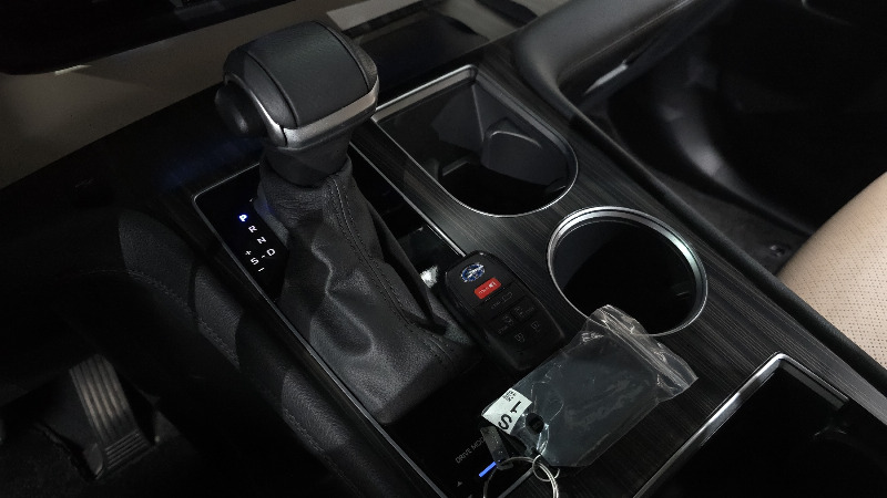 car Toyota Sienna id77320 photo #9