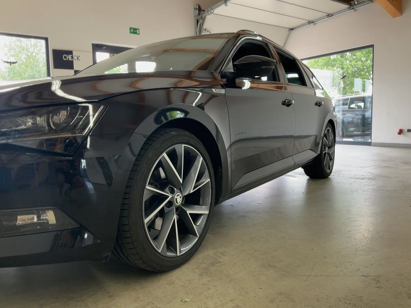 car Skoda Superb id77433 photo #6